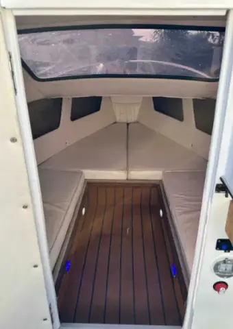 Barco Argus 5mts semi cabinado 6 pessoas Bimini rollbar YAMAHA 70HP - 4/4