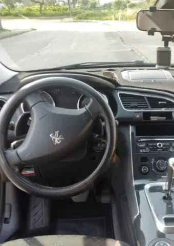 Peugeot 3008 HDI e - 4/4